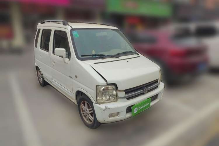 Used Suzuki Wagon R 2012 All-Purpose Model 1.4L Manual VVT Standard Version China IV Front Right 45 Deg