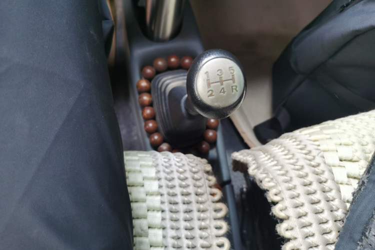 Used Suzuki Wagon R 2012 Entrepreneur Edition 1.0L Manual - Overdrive Type Gear Lever