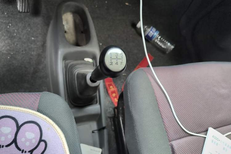 Used Suzuki Wagon R 2012 Entrepreneur Edition 1.0L Manual - Overdrive Type Gear Lever