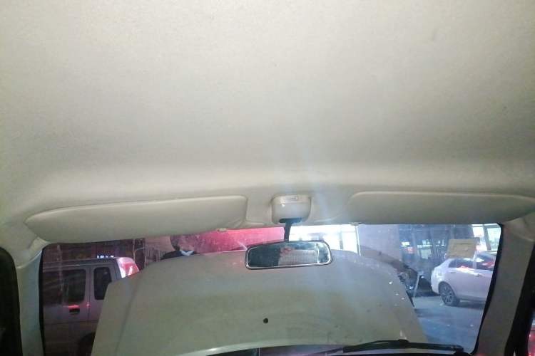 Used Suzuki Wagon R 2012 Entrepreneur Edition 1.0L Manual - Overdrive Type Headliner
