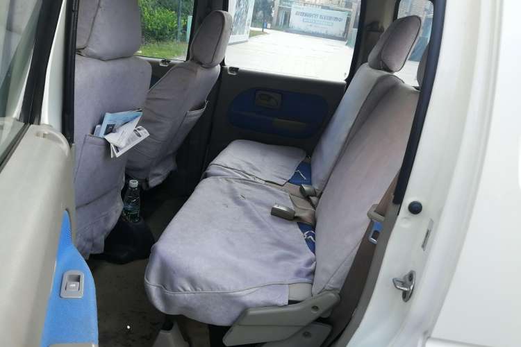Used Suzuki Wagon R 2012 e 1.4L Manual VVT Standard Model China IV standard Left Rear Seat