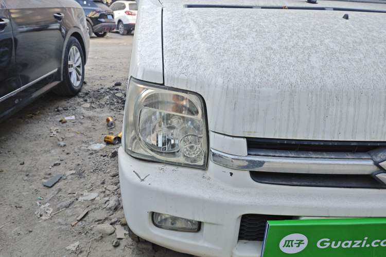 Used Suzuki Wagon R 2012 Champion Edition 1.4L Manual - Applicable Model Right Front Headlight