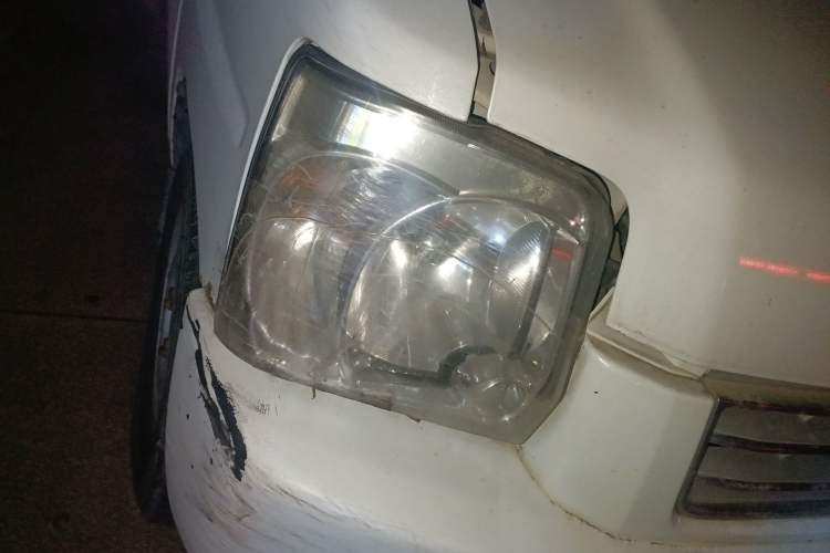 Used Suzuki Wagon R 2012 Entrepreneur Edition 1.0L Manual - Overdrive Type Right Front Headlight