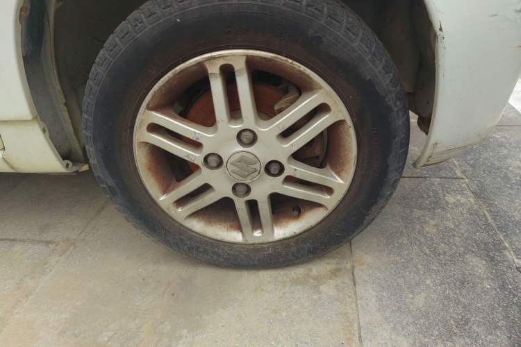 Used Suzuki Wagon R 2012 All-Purpose Model 1.4L Manual VVT Standard Version China IV Right Front Wheel Hub