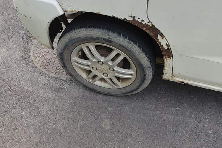Used Suzuki Wagon R 2012 Entrepreneur Edition 1.0L Manual - Overdrive Type Right Rear Wheel Hub