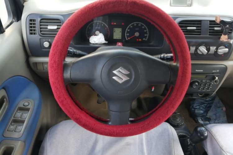 Used Suzuki Wagon R 2012 e 1.4L Manual VVT Standard Model China IV standard Steering Wheel