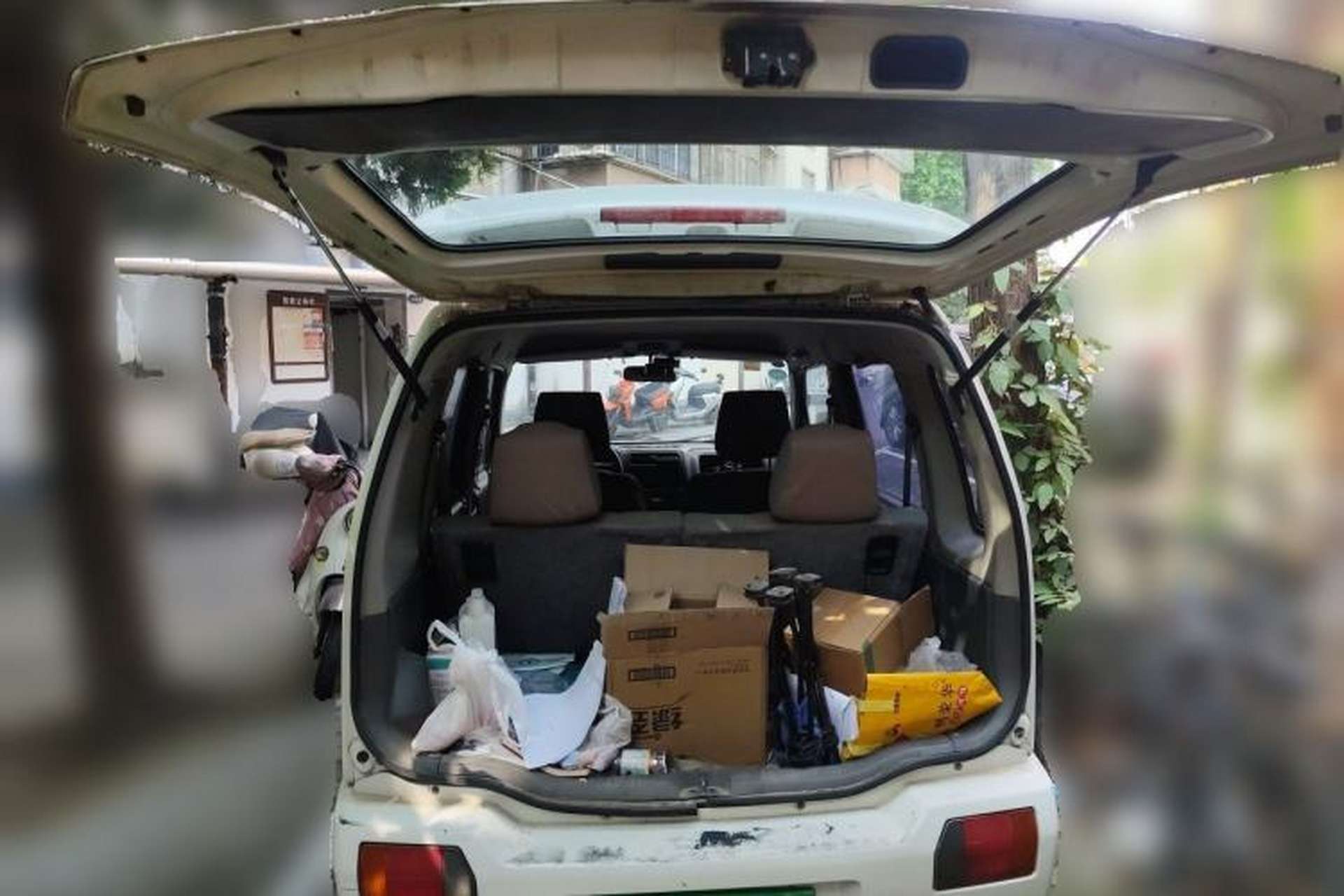 Used Suzuki Wagon R 2012 Entrepreneur Edition 1.0L Manual - Overdrive Type Trunk