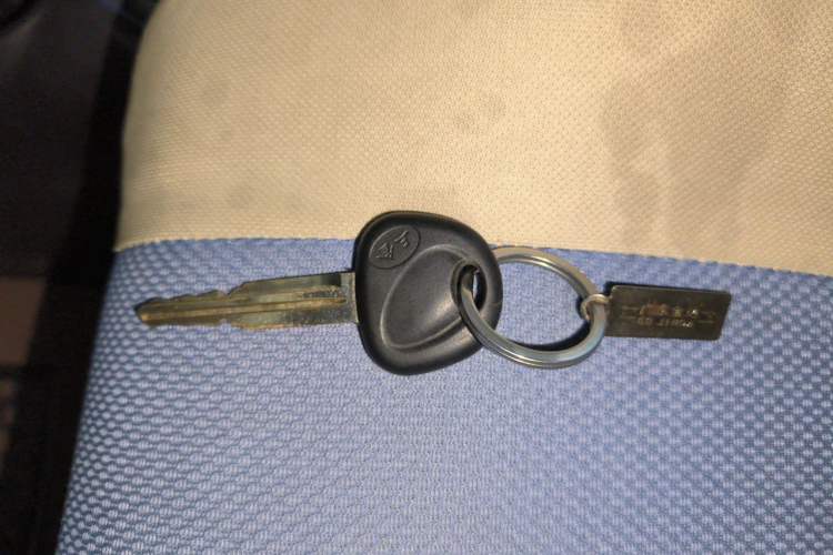 Used Suzuki Wagon R 2012 e 1.4L Manual Standard Model Vehicle Key