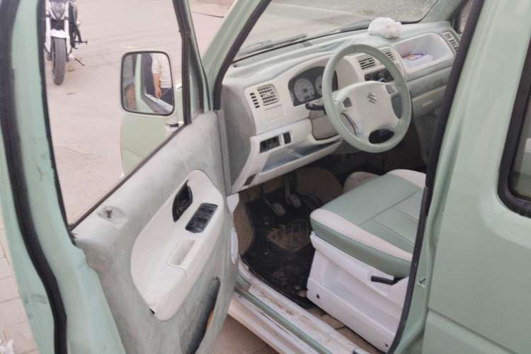 Used Suzuki Wagon R 2013 Venture Edition 1.0L Manual - Practical Model 3 Driver Seat
