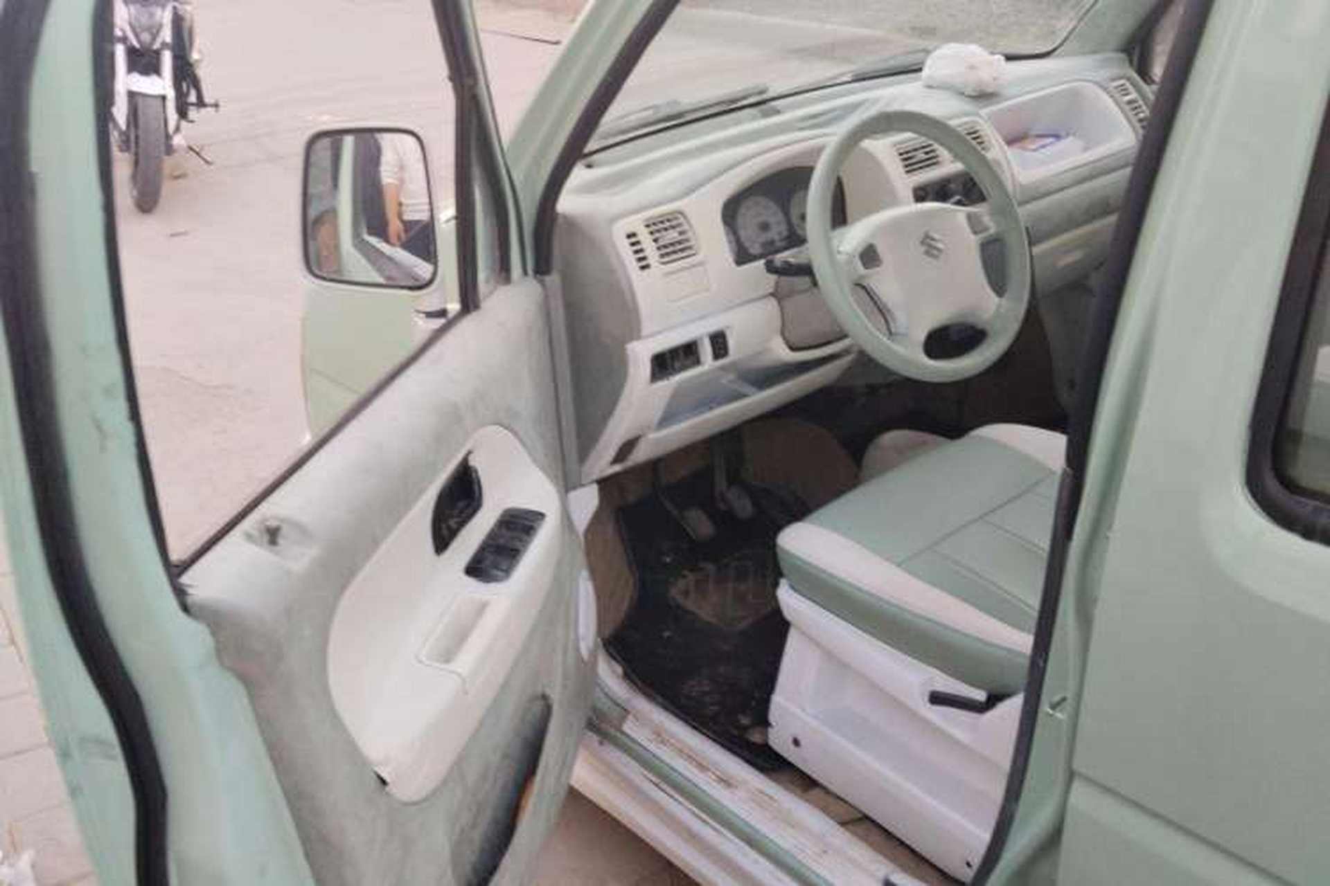 Used Suzuki Wagon R 2013 Venture Edition 1.0L Manual - Practical Model 3 Driver Seat