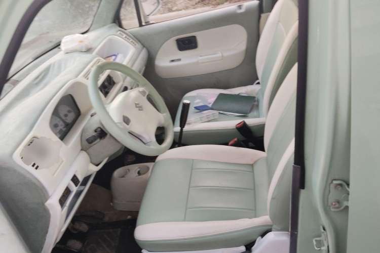 Used Suzuki Wagon R 2013 Venture Edition 1.0L Manual - Practical Model 3 Left Front Seat