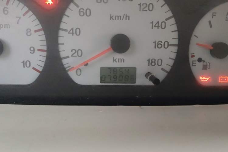 Used Suzuki Wagon R 2013 Venture Edition 1.0L Manual - Practical Model 3 Odometer Close Up