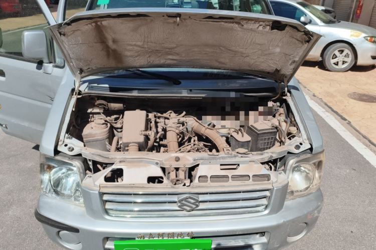 Used Suzuki Wagon R 2013 Venture Edition 1.0L Manual - Practical Model 3 Engine Bay