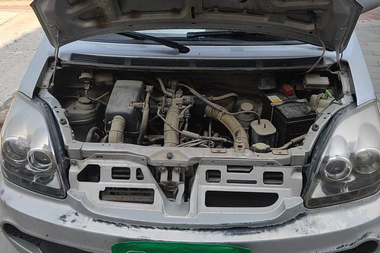 Used Suzuki Wagon R 2013 Entrepreneur Edition 1.0L Manual Comfort Version Engine Bay