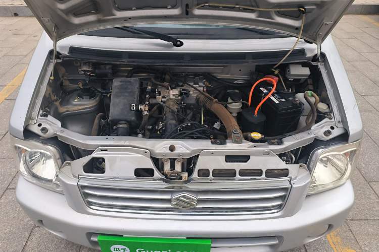 Used Suzuki Wagon R 2013 Venture Edition 1.0L Manual - Practical Model 3 Engine Bay