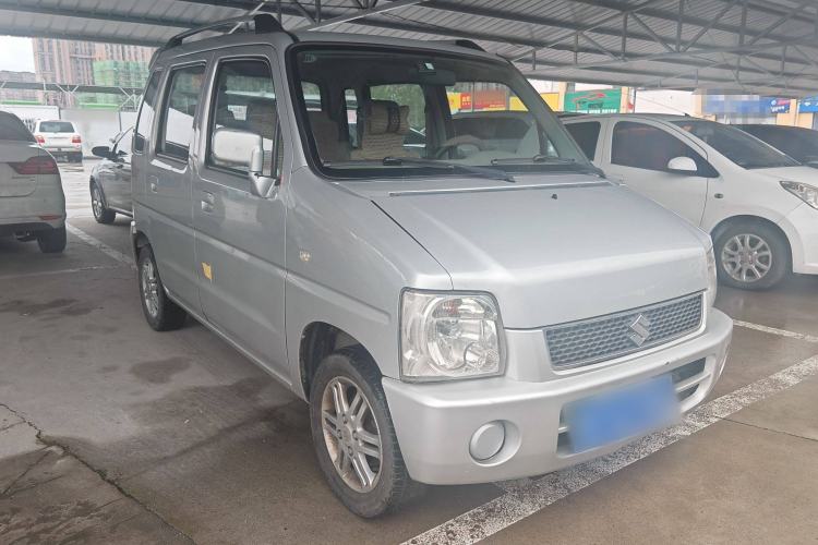 Used Suzuki Wagon R 2013 Venture Edition 1.0L Manual Economy Model Exterior 2