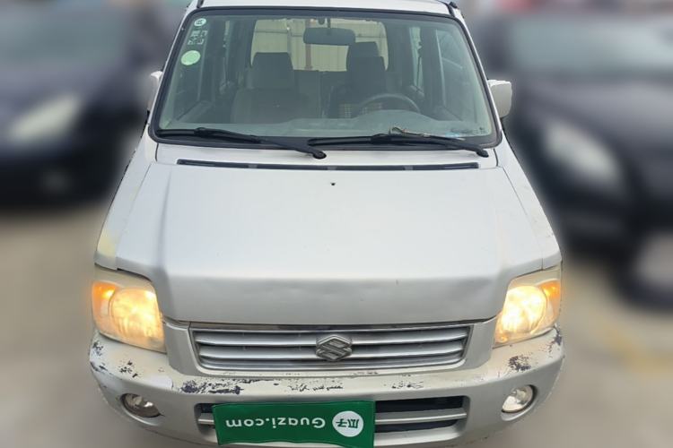 Used Suzuki Wagon R 2013 Venture Edition 1.0L Manual - Practical Model 3 Front