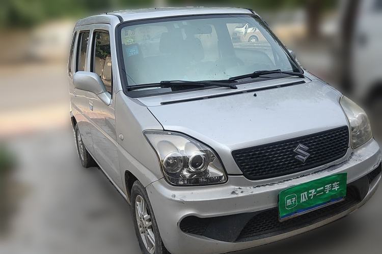 Used Suzuki Wagon R 2013 Entrepreneur Edition 1.0L Manual Comfort Version Front Right 45 Deg