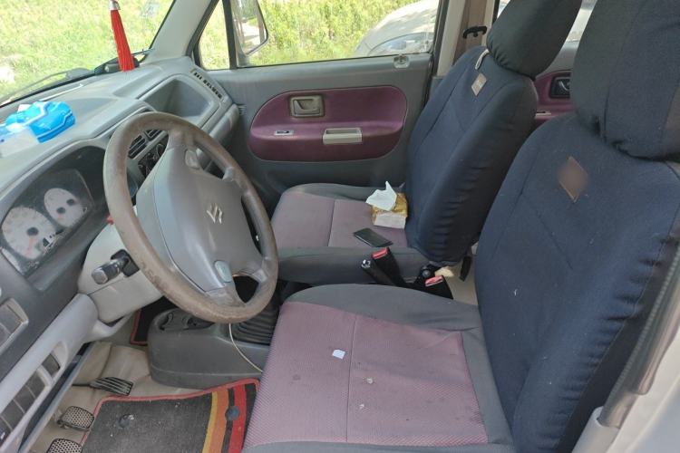 Used Suzuki Wagon R 2013 Venture Edition 1.0L Manual - Practical Model 3 Left Front Seat