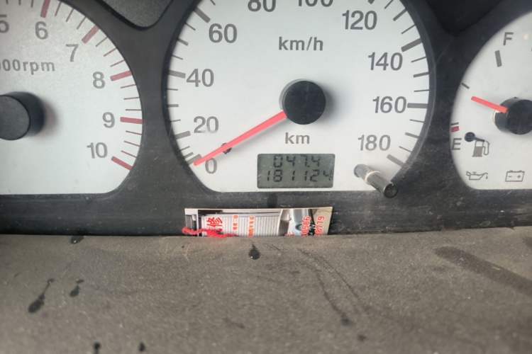 Used Suzuki Wagon R 2013 Venture Edition 1.0L Manual - Practical Model 3 Odometer Close Up