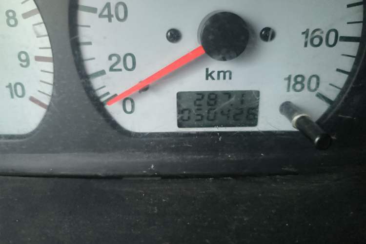 Used Suzuki Wagon R 2013 Venture Edition 1.0L Manual - Practical Model 3 Odometer Close Up