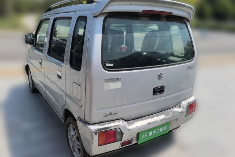 Used Suzuki Wagon R 2013 Venture Edition 1.0L Manual - Practical Model 3 Rear Left 45 Deg