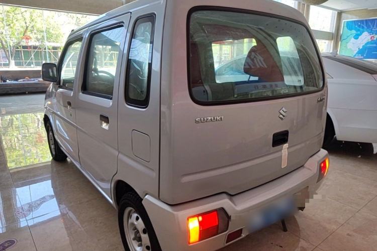Used Suzuki Wagon R 2013 Venture Edition 1.0L Manual Economy Model Rear Left 45 Deg