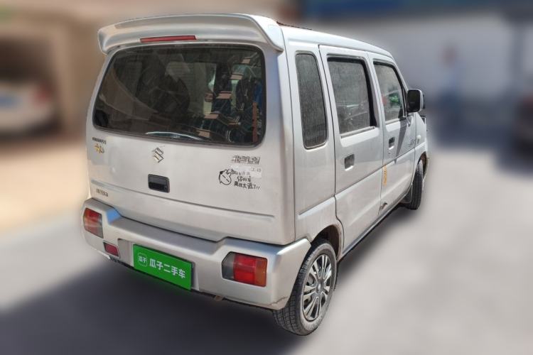 Used Suzuki Wagon R 2013 Venture Edition 1.0L Manual - Practical Model 3 Rear Right 45 Deg