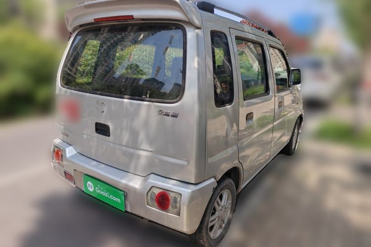 Used Suzuki Wagon R 2013 Venture Edition 1.0L Manual - Practical Model 3 Rear Right 45 Deg