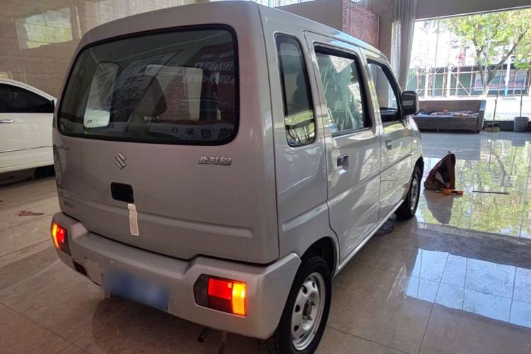 Used Suzuki Wagon R 2013 Venture Edition 1.0L Manual Economy Model Rear Right 45 Deg