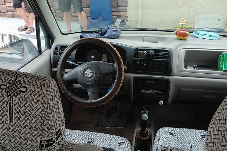 Used Suzuki Wagon R 2013 Entrepreneur Edition 1.0L Manual Comfort Version Steering Wheel