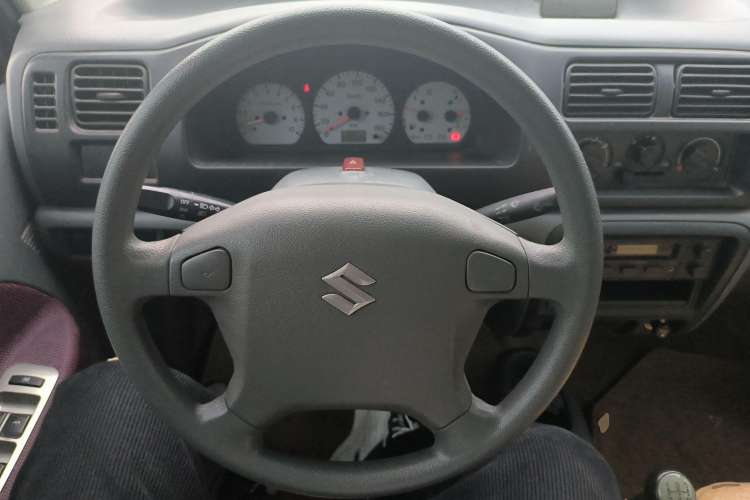 Used Suzuki Wagon R 2013 Venture Edition 1.0L Manual - Practical Model 3 Steering Wheel