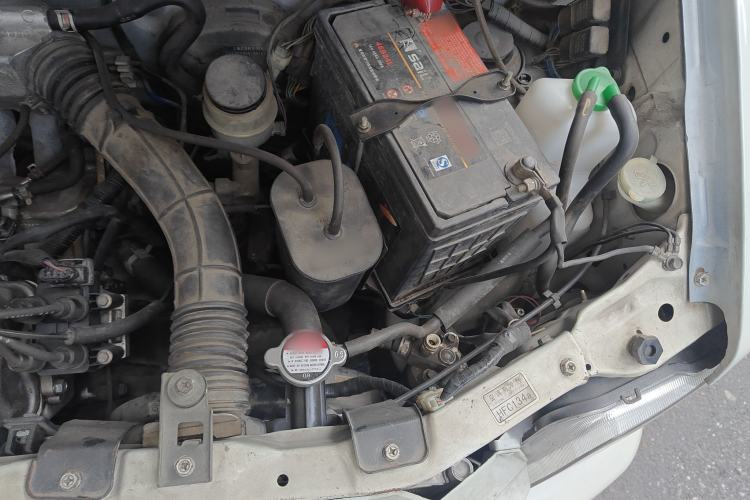 Used Suzuki Wagon R 2013 Venture Edition 1.0L Manual - Practical Model 3 Engine Bay Left