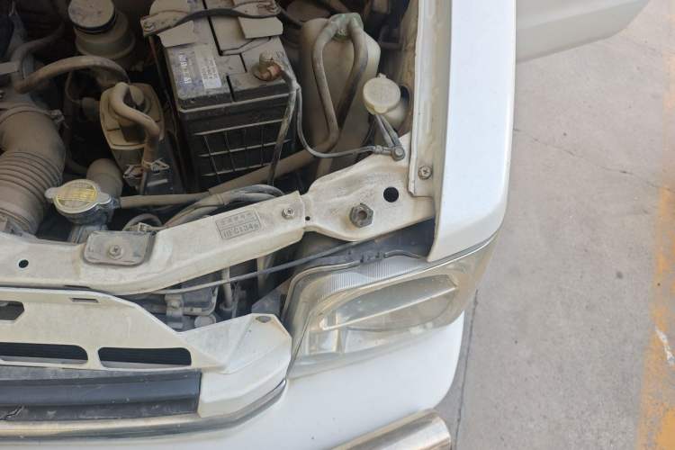 Used Suzuki Wagon R 2013 All-Around Edition 1.4L Manual Practical Model Engine Bay Left