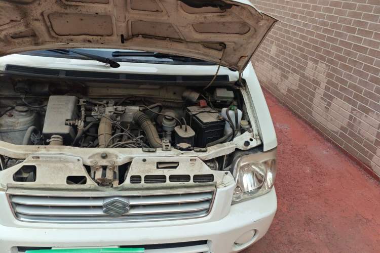 Used Suzuki Wagon R 2013 Venture Edition 1.0L Manual Economy Model Engine Bay Left