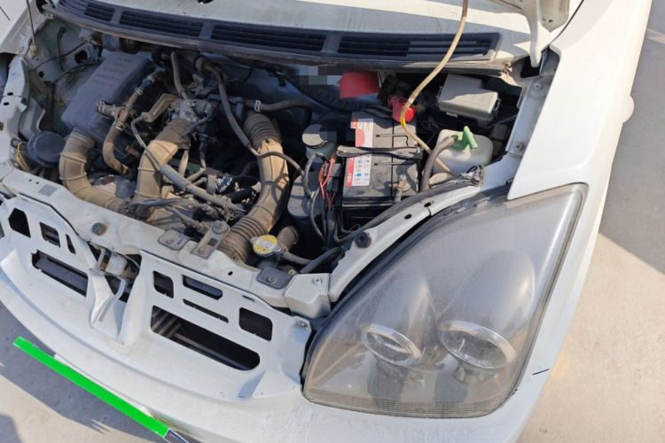 Used Suzuki Wagon R 2013 Venture Edition 1.0L Manual Economy Model Engine Bay Left