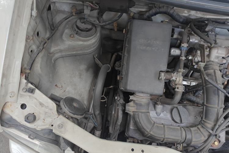 Used Suzuki Wagon R 2013 Venture Edition 1.0L Manual - Practical Model 3 Engine Bay Right