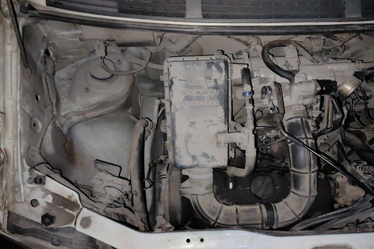 Used Suzuki Wagon R 2013 Venture Edition 1.0L Manual - Practical Model 3 Engine Bay Right