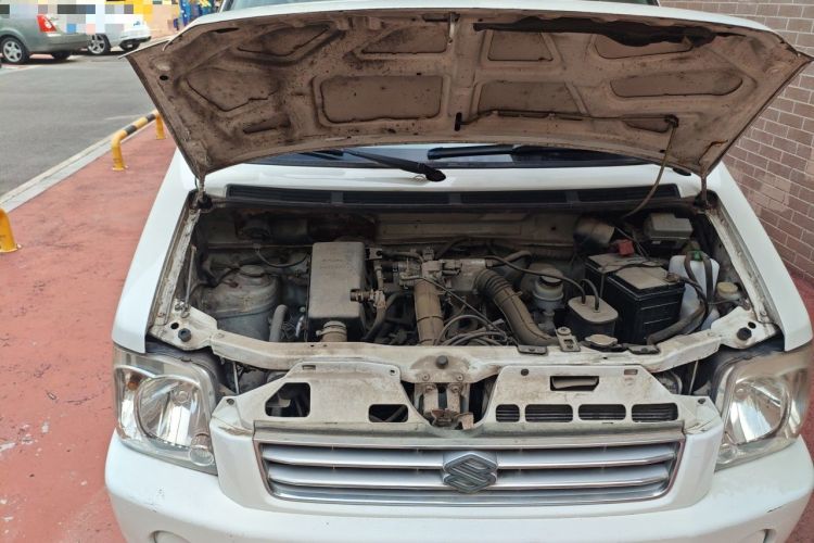Used Suzuki Wagon R 2013 Venture Edition 1.0L Manual Economy Model Engine Bay Right