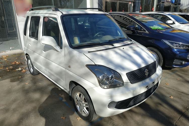 Used Suzuki Wagon R 2013 Venture Edition 1.0L Manual Economy Model Exterior 2