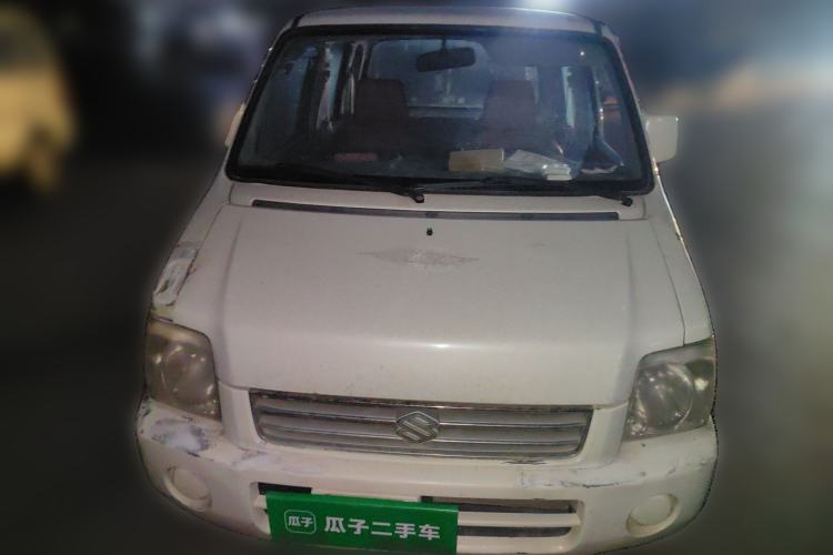 Used Suzuki Wagon R 2013 Venture Edition 1.0L Manual - Practical Model 3 Front