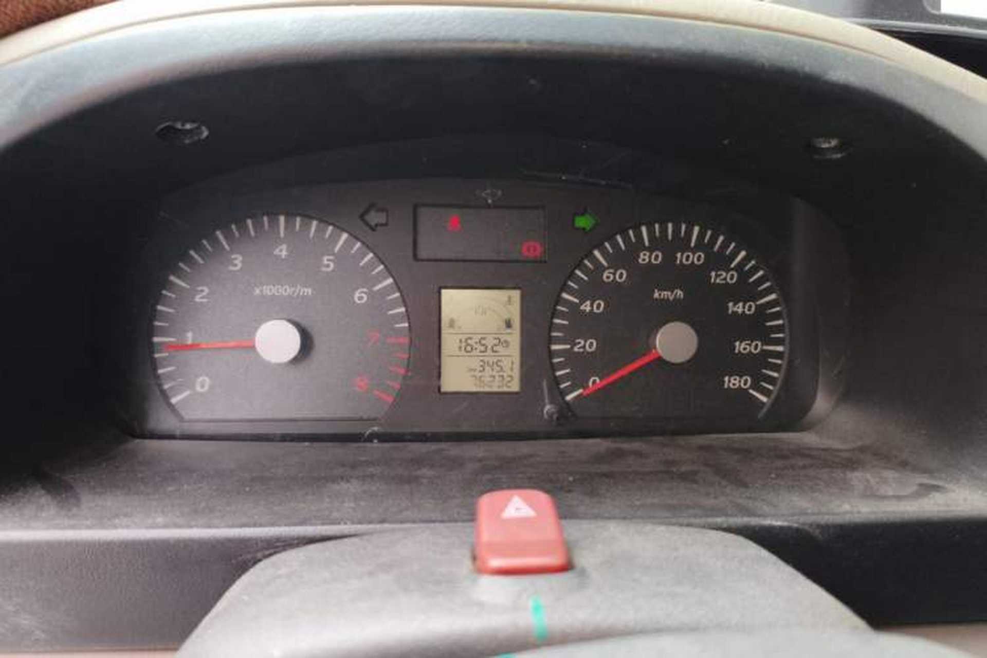 Used Suzuki Wagon R 2013 Venture Edition 1.0L Manual - Practical Model 3 Instrument Cluster