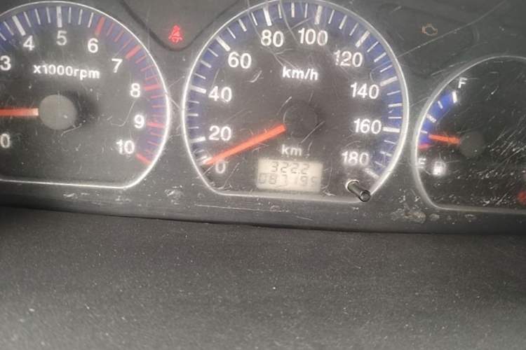 Used Suzuki Wagon R 2013 Entrepreneur Edition 1.0L Manual Comfort Version Odometer Close Up