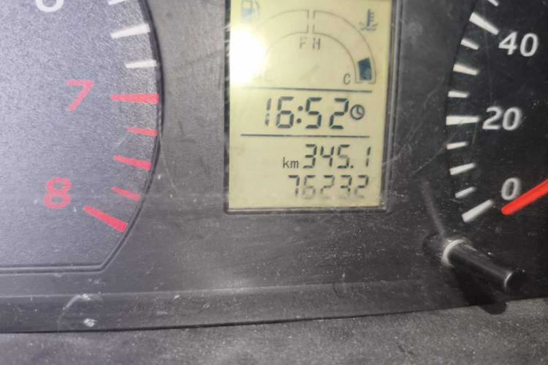 Used Suzuki Wagon R 2013 Venture Edition 1.0L Manual - Practical Model 3 Odometer Close Up
