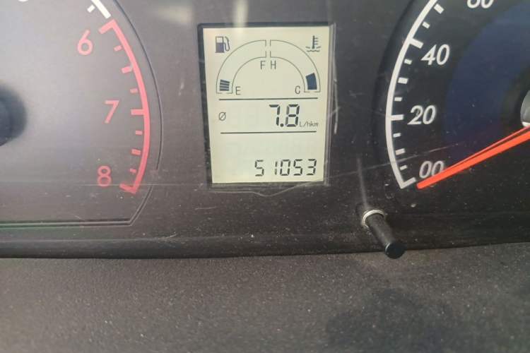Used Suzuki Wagon R 2013 All-New Upgraded Version 1.4L Manual Standard Model 1 Odometer Close Up