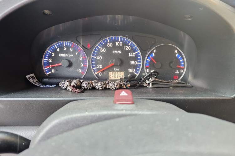 Used Suzuki Wagon R 2013 Venture Edition 1.0L Manual Economy Model Odometer Close Up