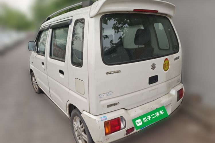 Used Suzuki Wagon R 2013 Venture Edition 1.0L Manual - Practical Model 3 Rear Left 45 Deg
