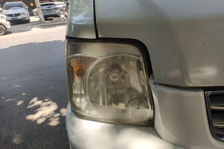 Used Suzuki Wagon R 2013 Venture Edition 1.0L Manual Economy Model Right Front Headlight