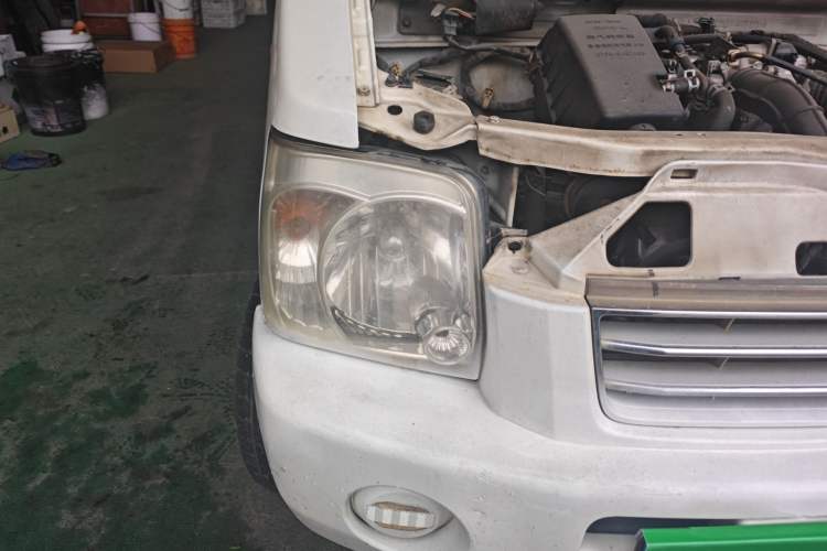 Used Suzuki Wagon R 2013 Venture Edition 1.0L Manual Economy Model Right Front Headlight