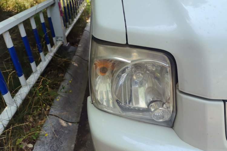 Used Suzuki Wagon R 2013 Venture Edition 1.0L Manual - Practical Model 3 Right Front Headlight